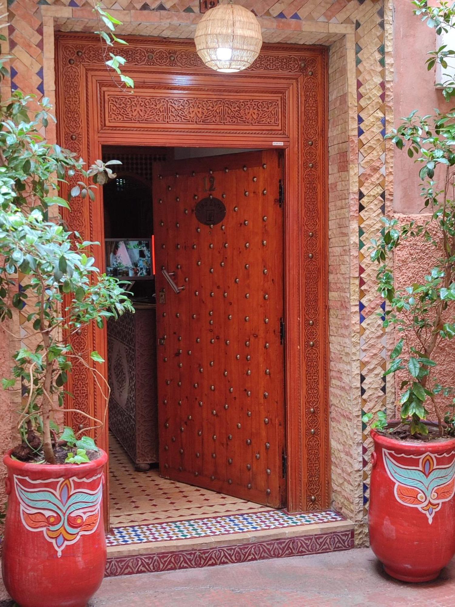 Zahri رياد 2*