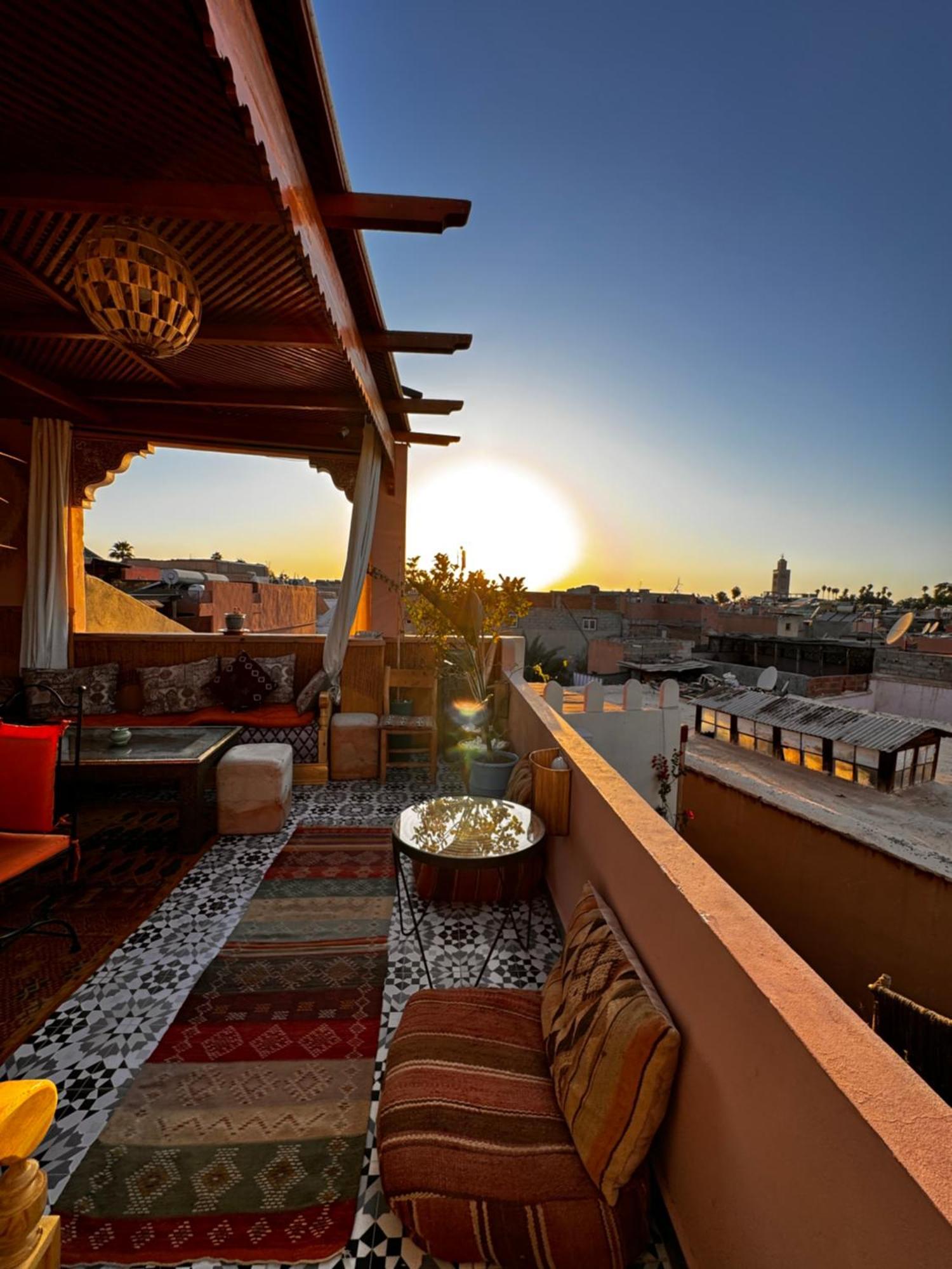 رياد Zahri 2*